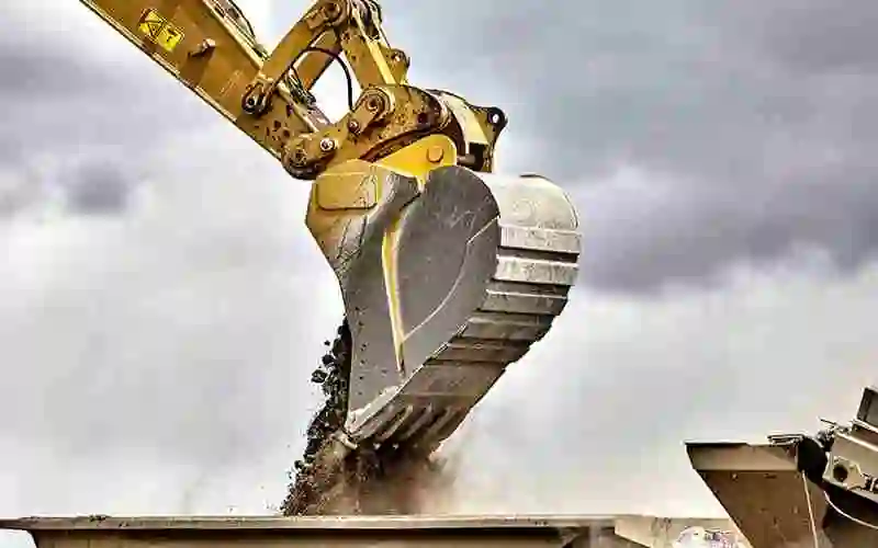 Equipo accesorio para máquinas de construcción – cucharas, martillos