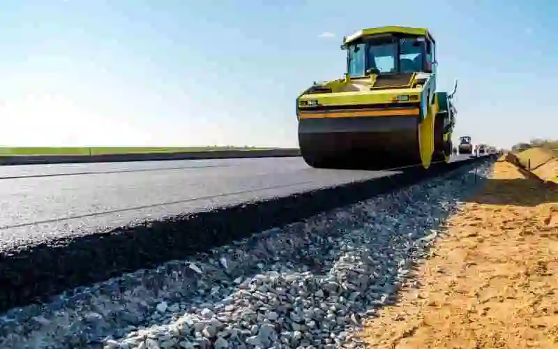 Rodillo compactador para compactación de superficies